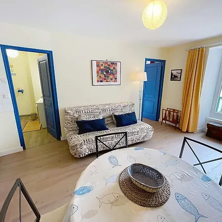 Apartment T2 Avec Ascenseur, Hypercentre, A 50m De La Plage, Wifi, Tv Connectee, Linge En Option - Fr-1-361-4 Granville
