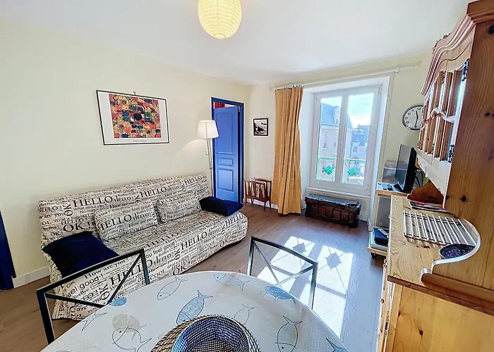 T2 Avec Ascenseur, Hypercentre, A 50m De La Plage, Wifi, Tv Connectee, Linge En Option - Fr-1-361-4 Apartment Granville